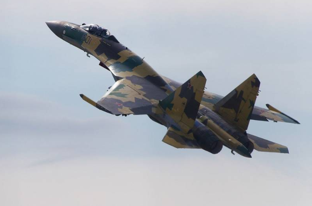 Su35
